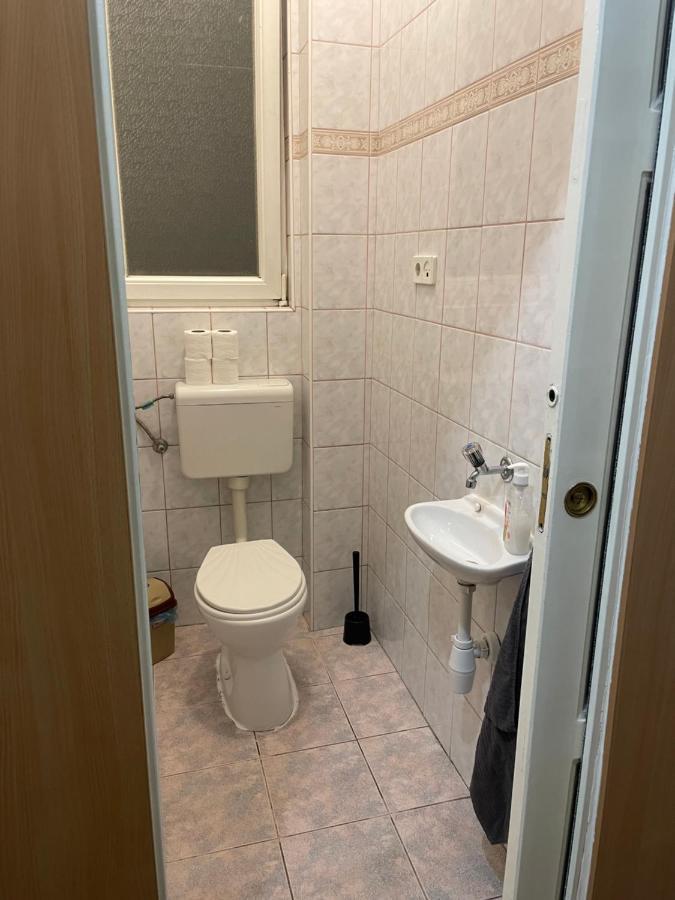 Lovely Apartment On Raday Corso Boedapest Buitenkant foto